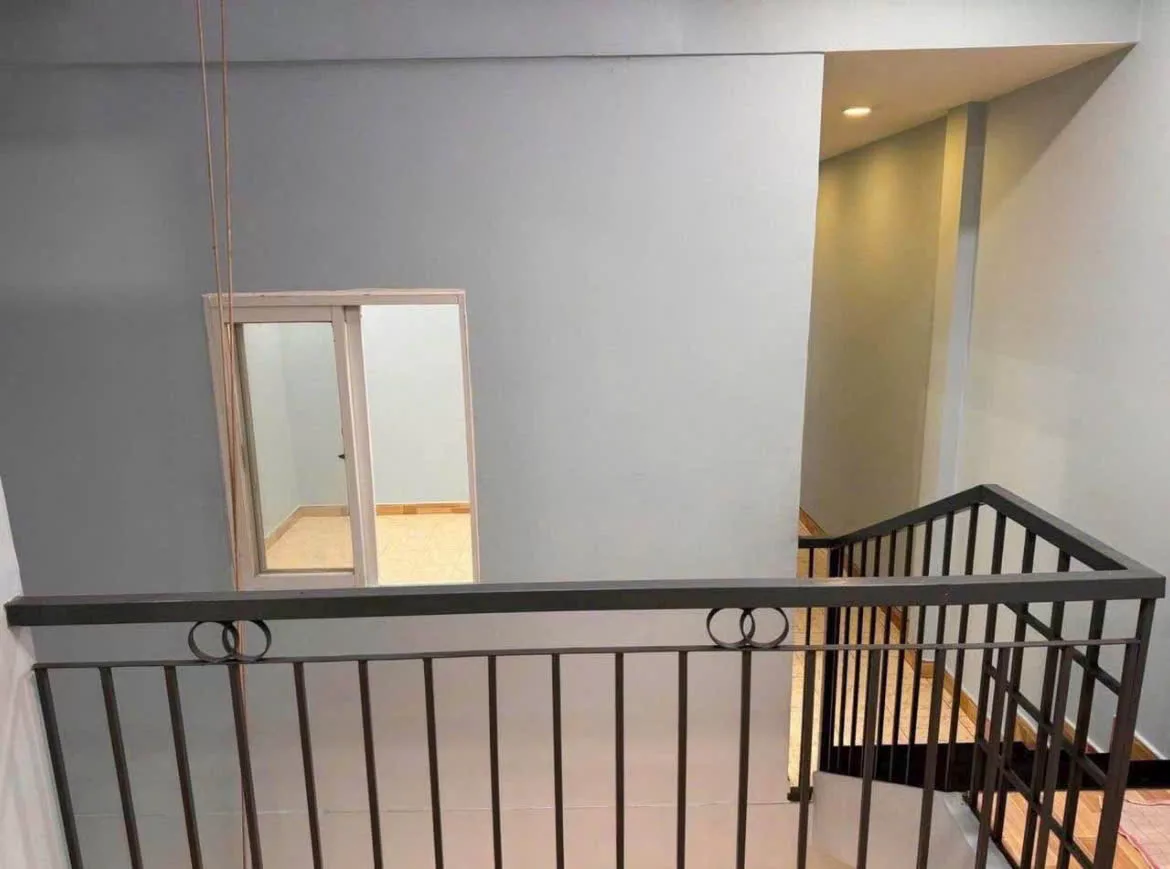 Cho thuê nhà Lạc Long Quân Q11 - Ảnh 1